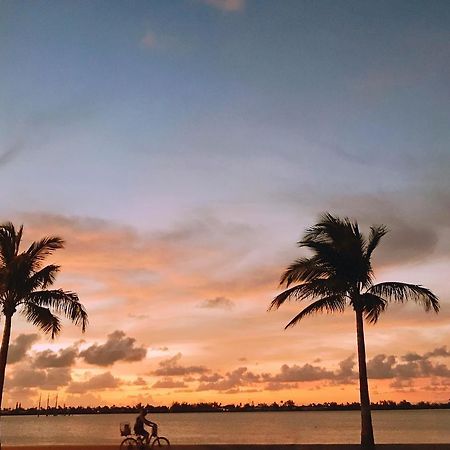 Four Flowers Guesthouse Key West Bilik gambar