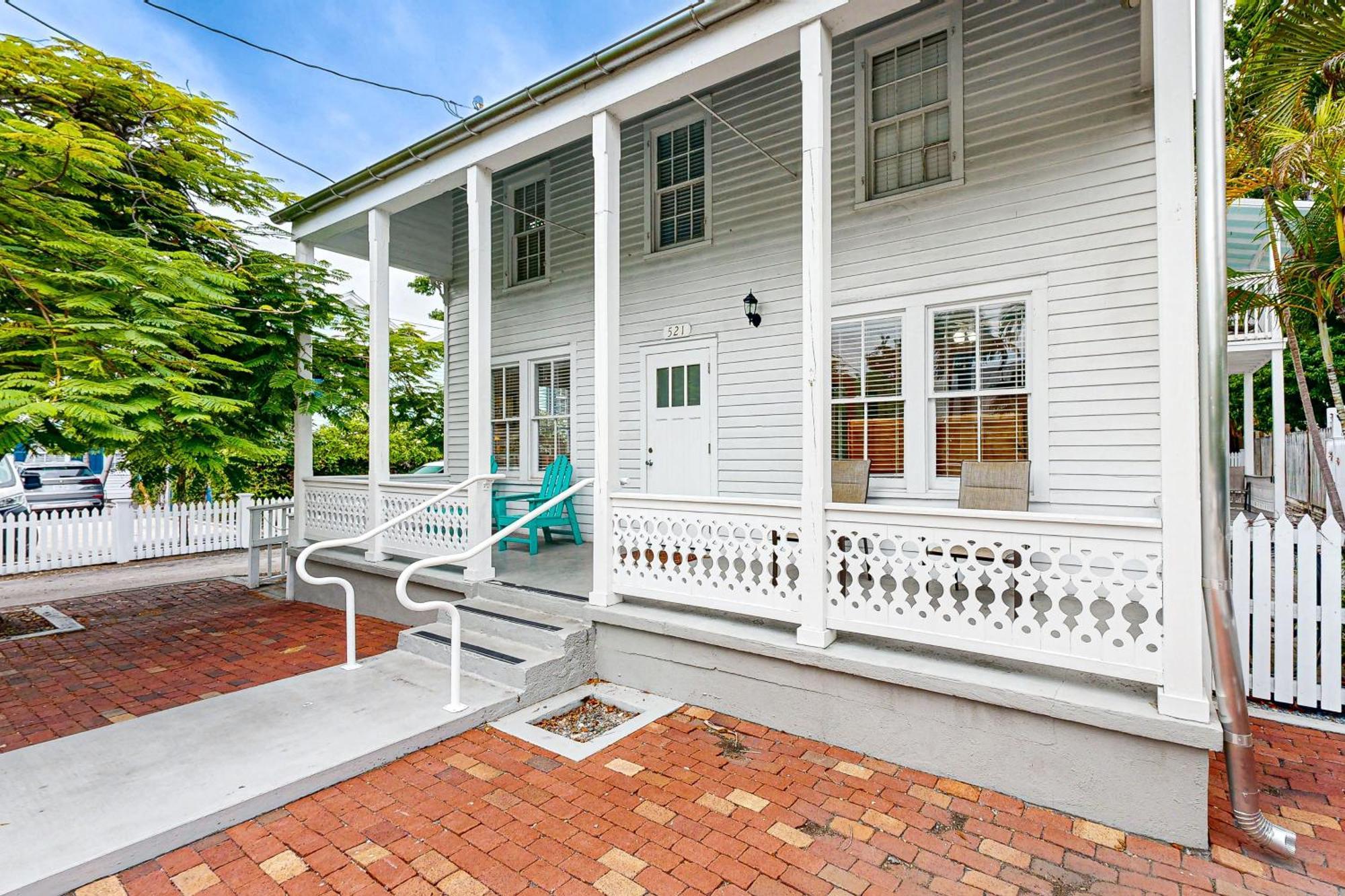 Four Flowers Guesthouse Key West Bilik gambar